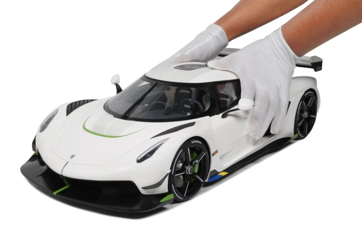 1/8 GT Spirit 2019 Koenigsegg Jesko (White) Car Model