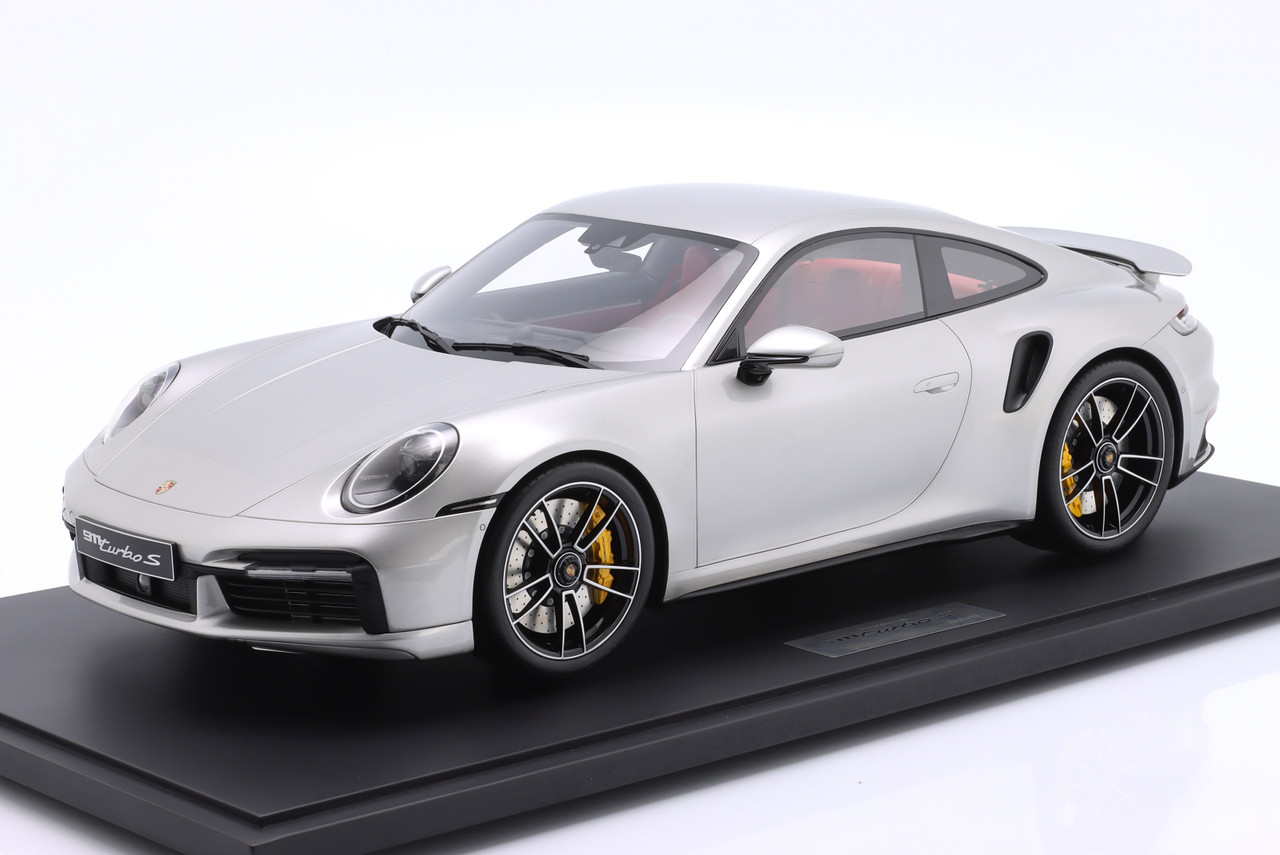 1/8 GT Spirit 2020 Porshe 911 (992.1) Turbo S (Silver) Car Model