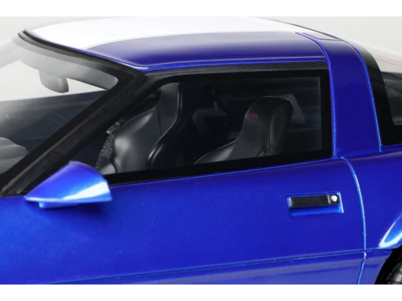 1/18 GT Spirit 1996 Chevrolet Corvette C4 Gran Sport (Blue) Car Model