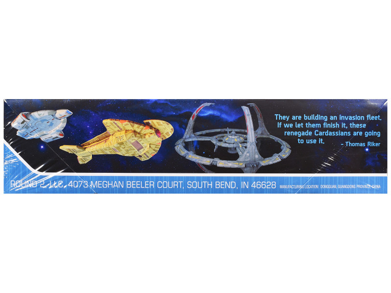 Skill 2 Model Kit Deep Space 9 Space Station with USS Defiant NX