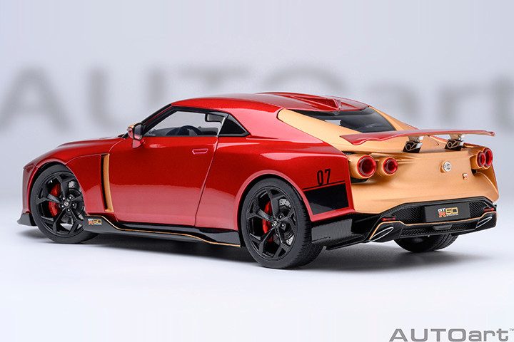 1/18 AUTOart Nissan GT-R50 By Italdesign (Metallic Red & Gold) Car