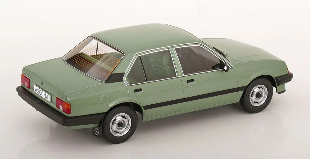 1/18 ModelCarGroup 1981 Opel Ascona C Berlina (Light Green