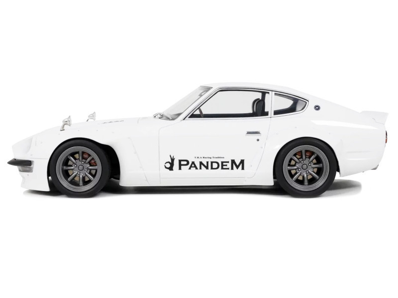 1/18 OTTO Nissan Fairlady Z Pandem (White) Car Model