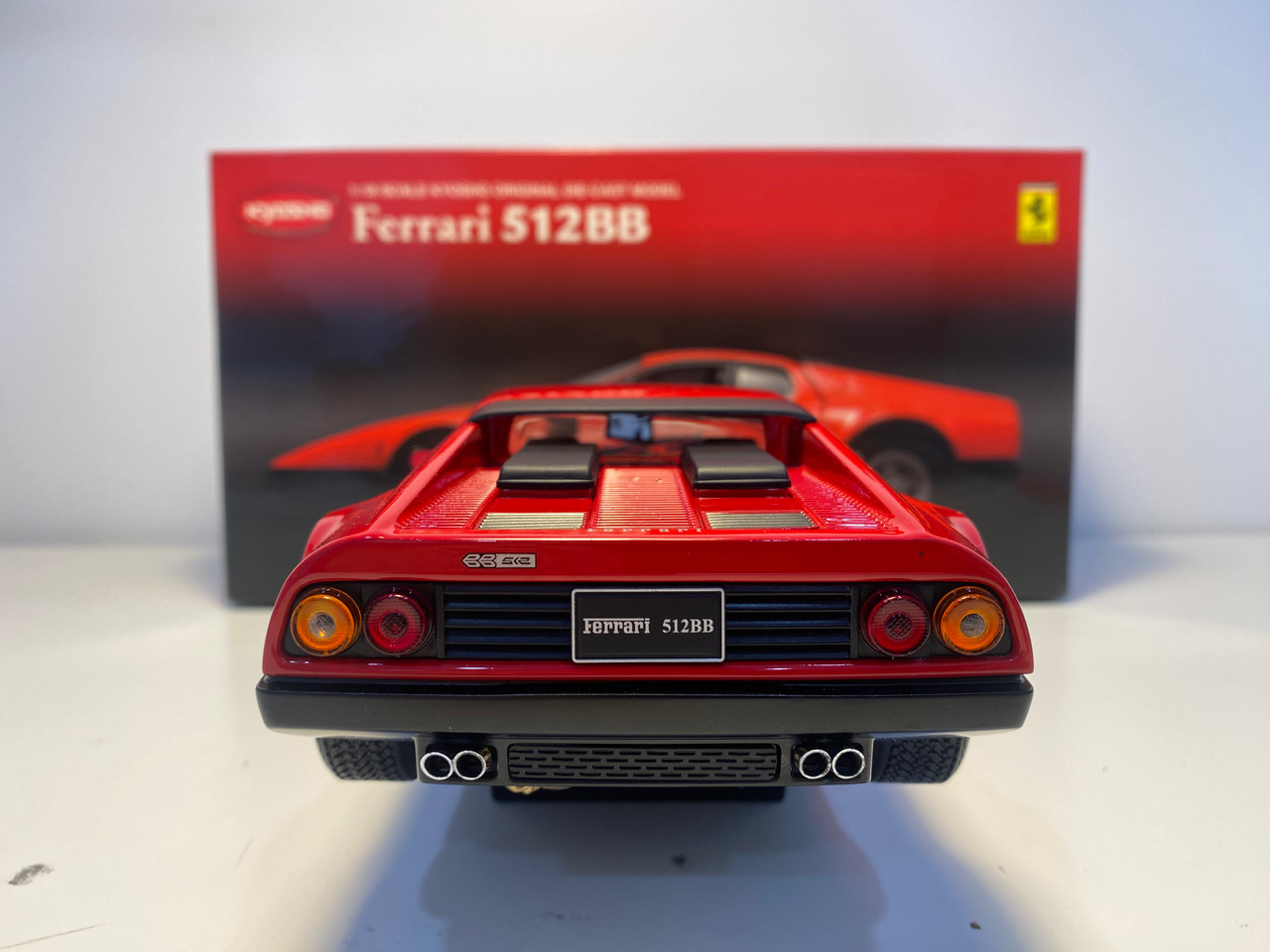 京商 Ferrari 512BB 赤 ミニカー 1/18 Amazon | 希少！絶版モデル 京商／KYOSHO 1/18：フェラーリ