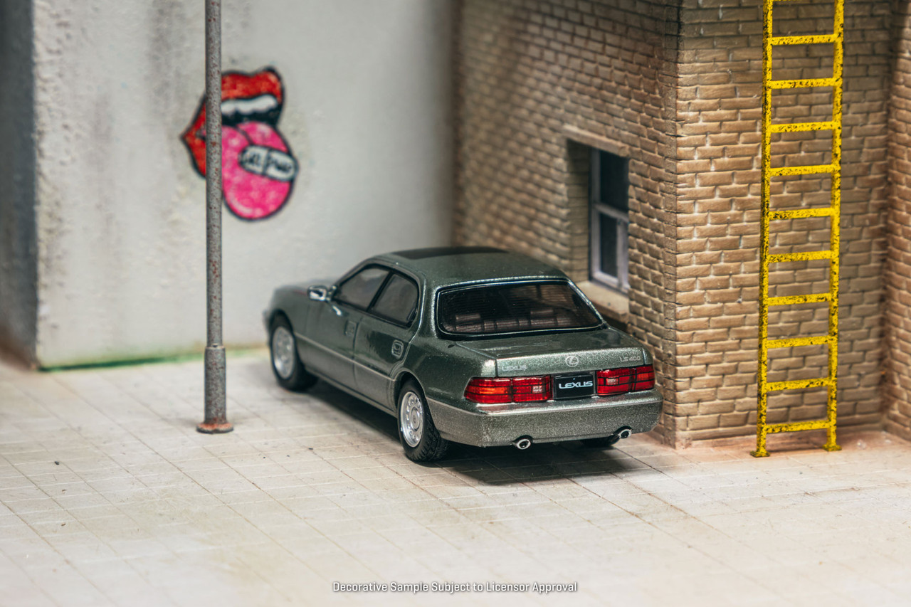 ♥︎ 1/64 Tarmac Works Lexus LS400 (UCF10) (Flint Grey) Diecast