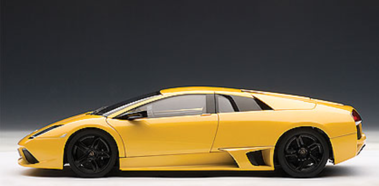 1/18 AUTOart 2006 Lamborghini Murcielago LP-640 LP640 (Giallo Orion / Yellow) Diecast Car Model 74621