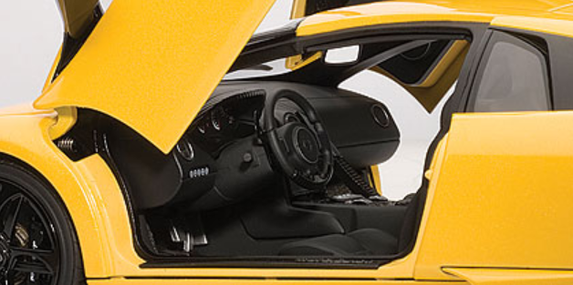 1/18 AUTOart 2006 Lamborghini Murcielago LP-640 LP640 (Giallo Orion / Yellow) Diecast Car Model 74621