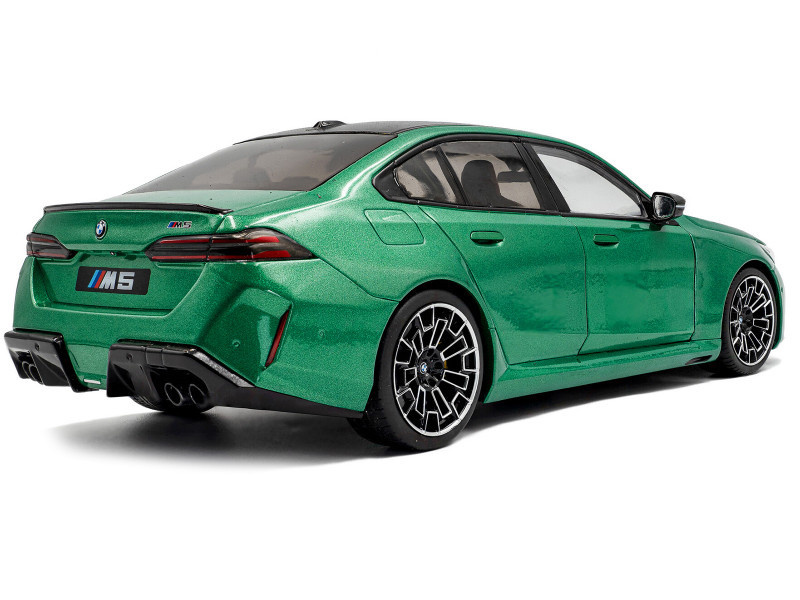 1/18 Solido 2025 BMW M5 G99 (Isle Man Green Metallic) Diecast Car