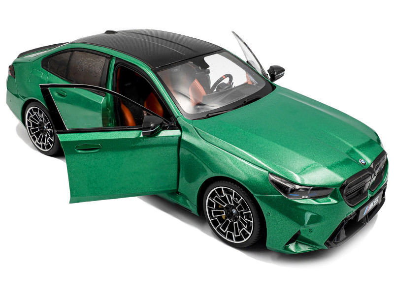 1/18 Solido 2025 BMW M5 G99 (Isle Man Green Metallic) Diecast Car
