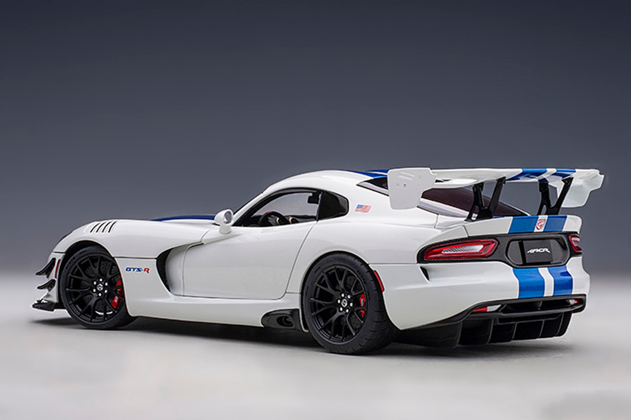 1/18 AUTOart Dodge Viper GTS-R Commemorative Edition ACR (Pearl