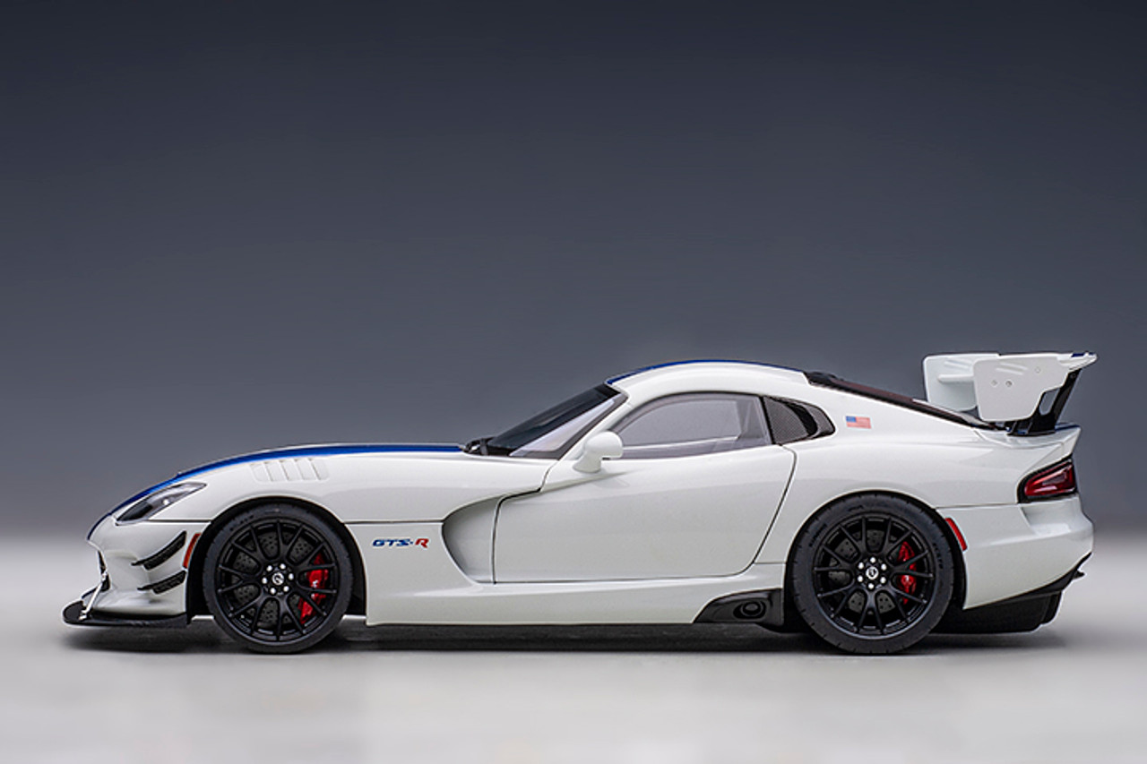 1/18 AUTOart Dodge Viper GTS-R Commemorative Edition ACR (Pearl White with  Blue Stripes) Car Model