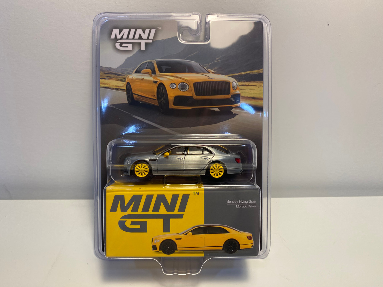 MINI GT ベントレー フライングスパー 　チェイスカー CHASE CAR 1/64 Mini GT Bentley Flying Spur (Chrome Silver