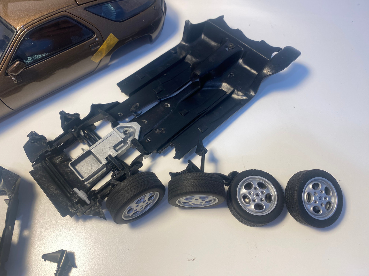 DAMAGED AS-IS 1/18 AUTOart Porsche 928 (Tabac Broen Metallic) Diecast Car Model