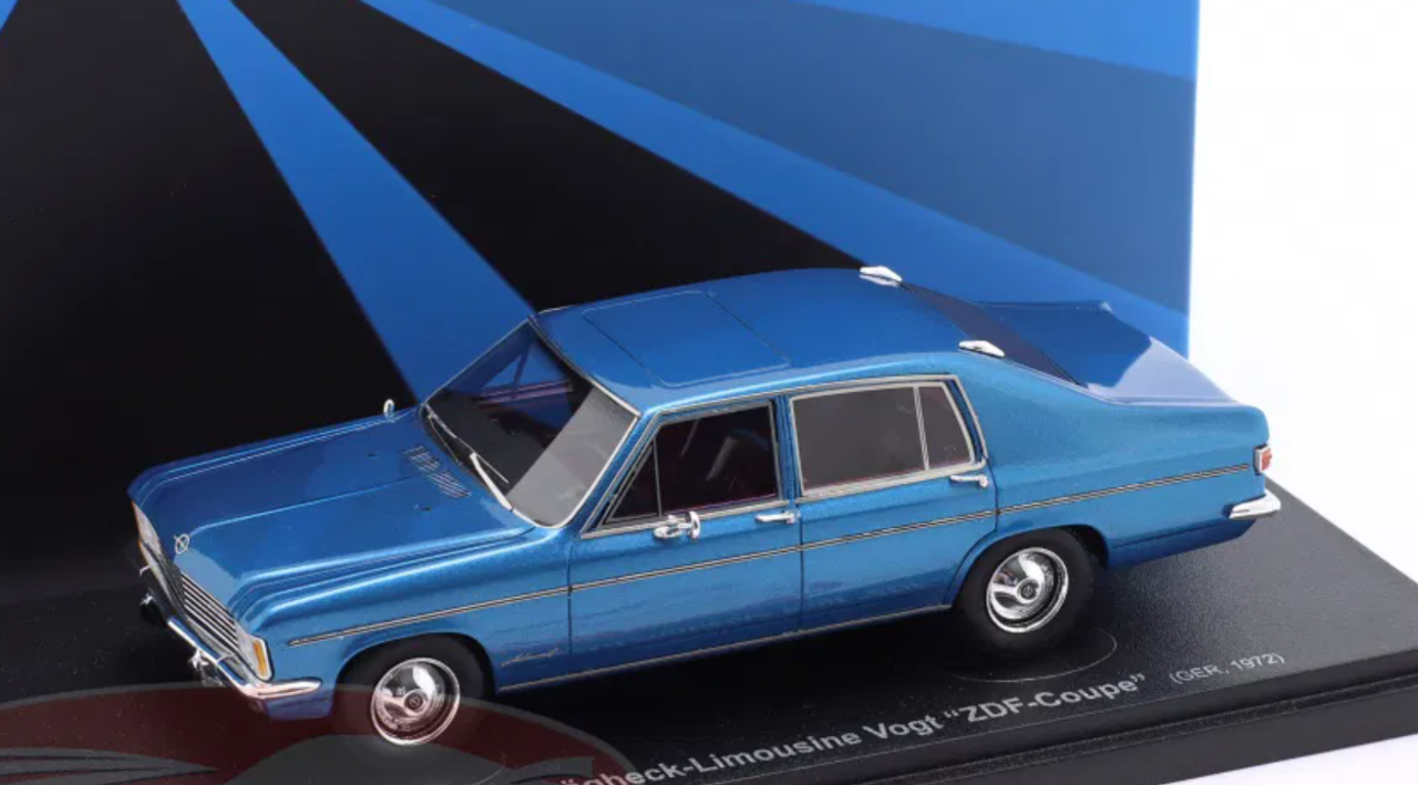 1/43 AutoCult 1972 Opel Admiral B hatchback limousine Vogt "ZDF-Coupe" (Blue) Car Model