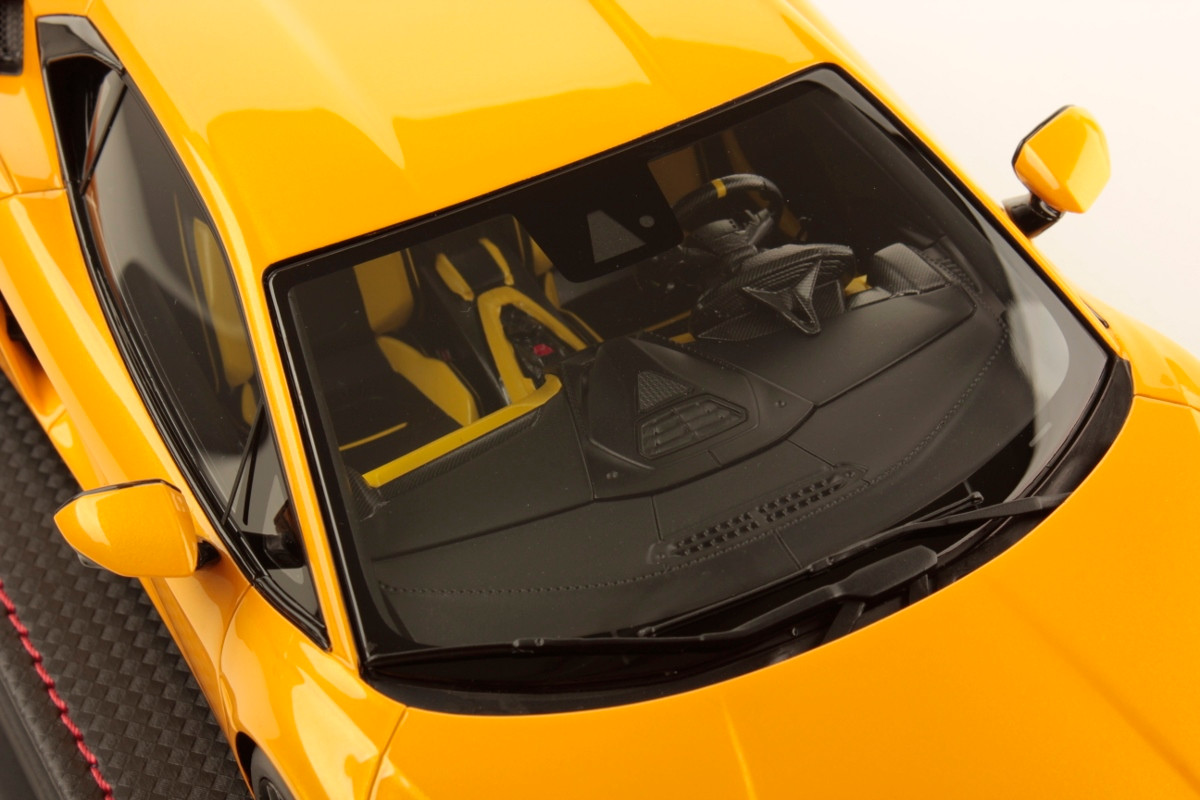 1/18 MR Collection Lamborghini Temerario (Giallo Inti Yellow) Car