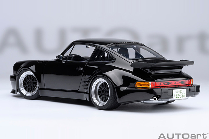 1/18 AUTOart Porsche 911 (930) Turbo Wangan Midnight 