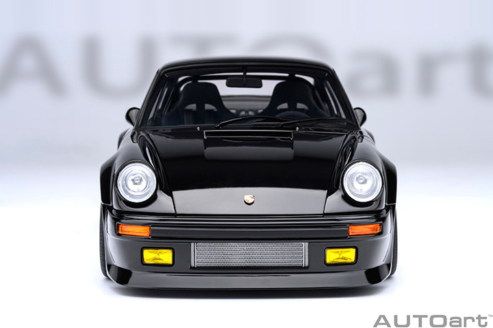 AUTOart 1/18 ポルシェ 911 1/18 AUTOart Porsche 911 (930) Turbo Wangan Midnight 