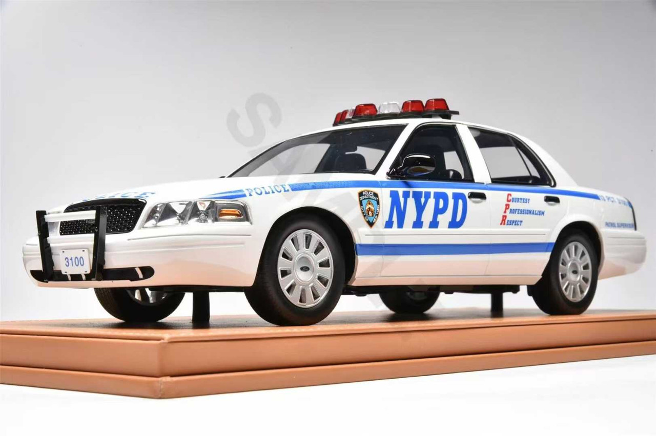 1/18 Vehicle Art Ford Crown Victoria NYPD PCT Police Car Model