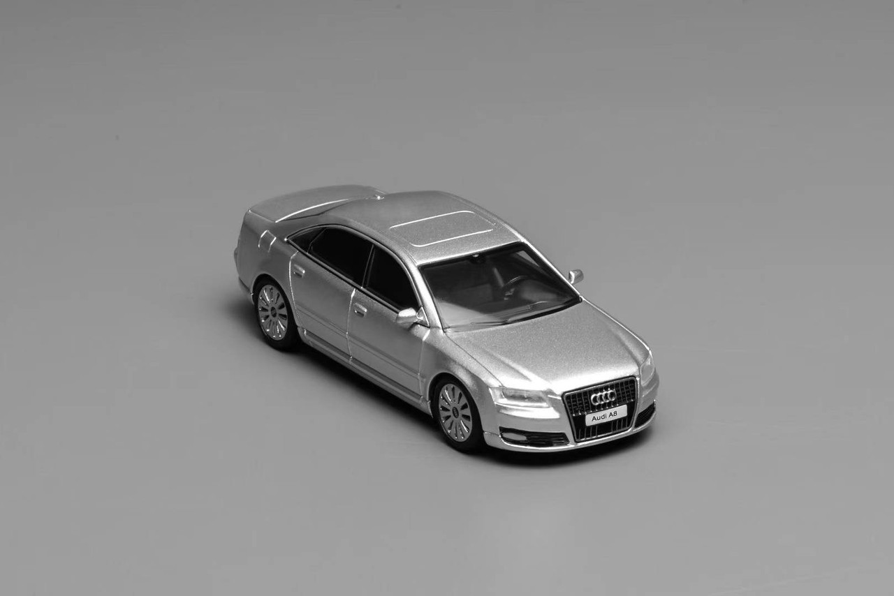 1/64 Motorhelix 2008 Audi S8 (D3) (Ice Silver Metallic) Car Model