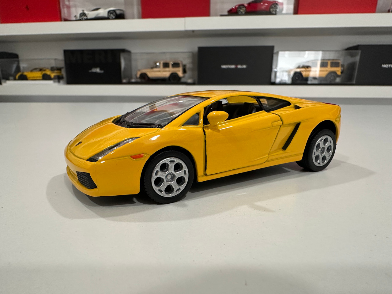 1/36 Kinsmart Lamborghini Gallardo (Yellow) Diecast Car Model