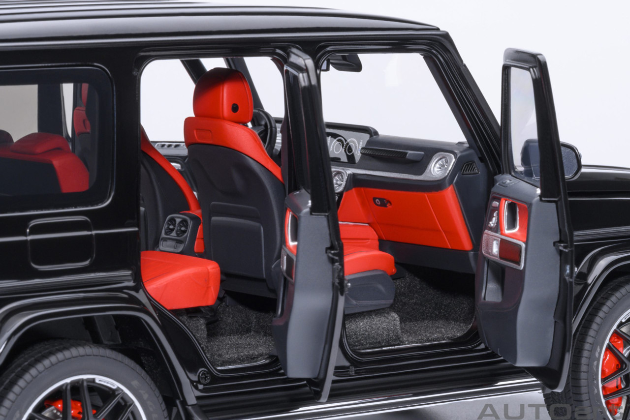 1/18 AUTOart Mercedes-AMG G63 (Gloss Black) Car Model