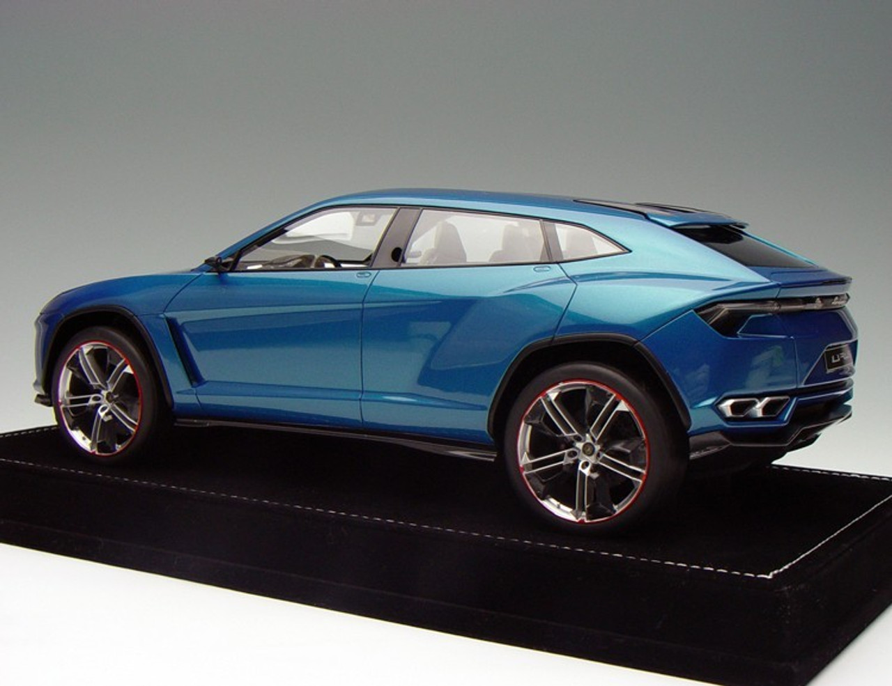 Lamborghini Urus 1/18 スケールモデル 模型 Lamborghini Urus S 1:18 | MR Collection Models
