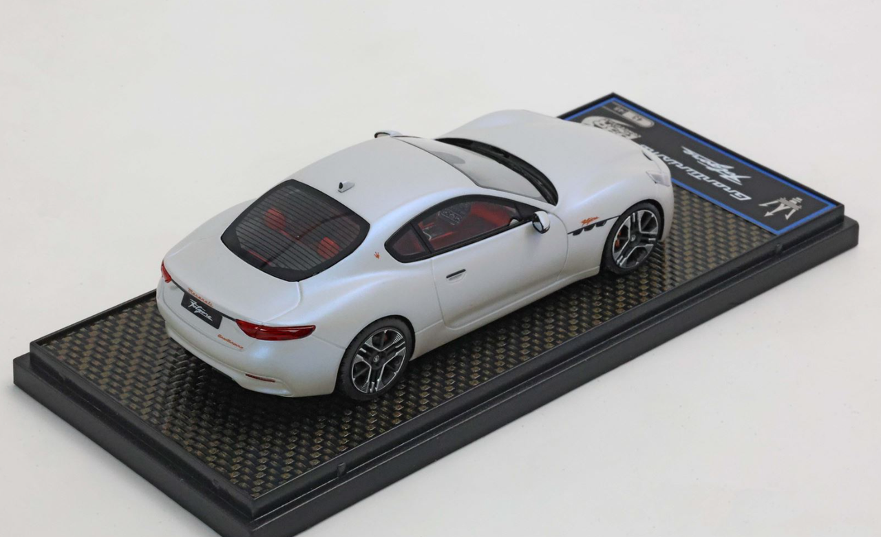 1/43 BBR 2023 Maserati Granturismo Folgore (Bold White) Car Model Limited 48 Pieces