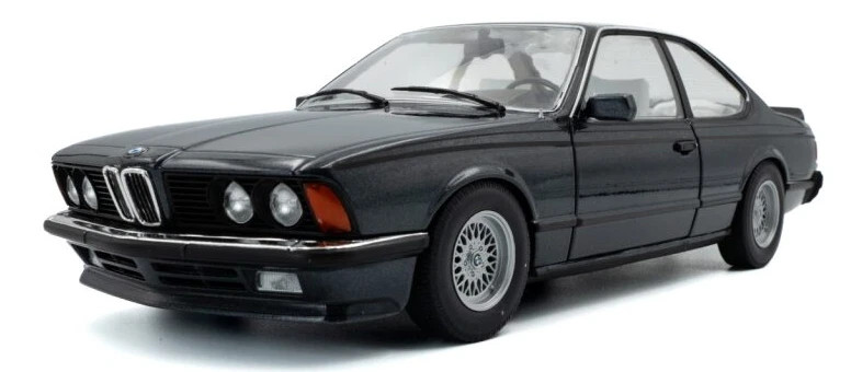 1/18 Solido 1984 BMW 635 CSi (E24) Macau (Blue) Diecast Car Model