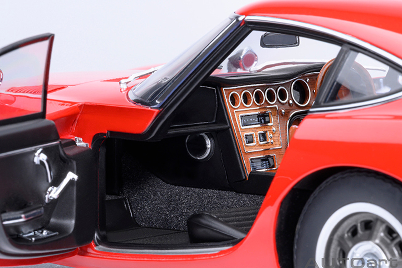 1/18 AUTOart 1967 Toyota 2000GT (Red) Car Model 1/18 AUTOart 1967 Toyota 2000GT (Red) Car Model