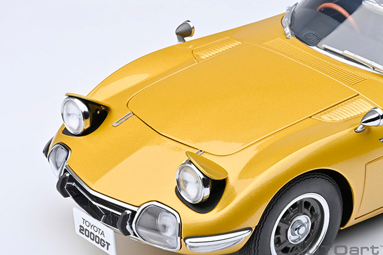 AUTO art 1/18 TOYOTAトヨタ 2000GT クーペ ゴールド④ AUTOart 1:18 Scale Toyota 2000 GT Coupe, Upgraded, Gold
