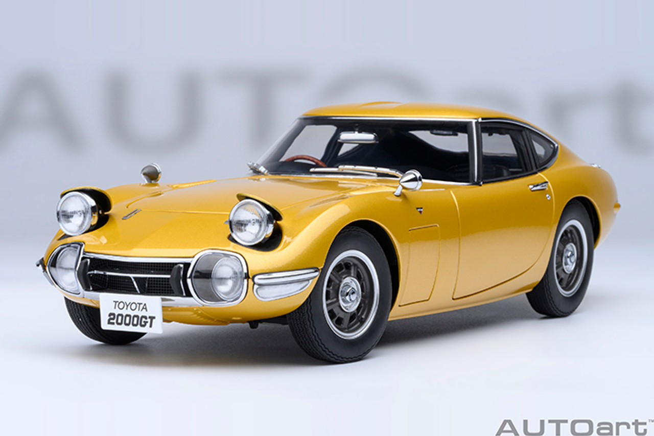 1/18 AUTOart 1967 Toyota 2000GT (Gold) Car Model - LIVECARMODEL.com