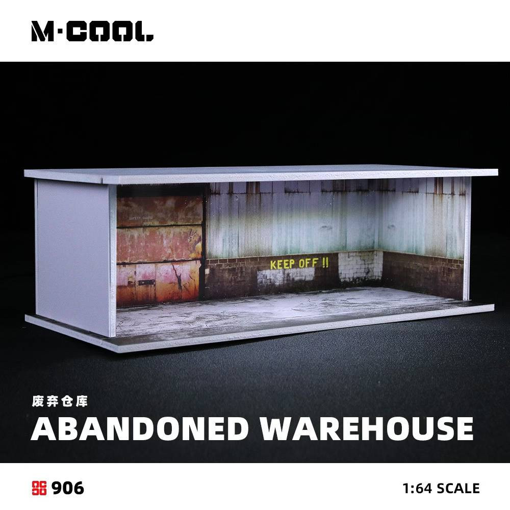 1/64 M-Cool 6-Car Garage Abandoned Warehouse Diorama with Lights