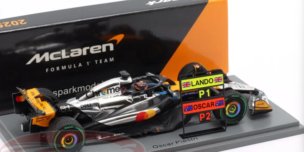 1/43 Spark 2025 Formula 1 McLaren MCL39 #81 McLaren Formula 1 Team 2nd British GP 2025 Oscar Piastri Car Model