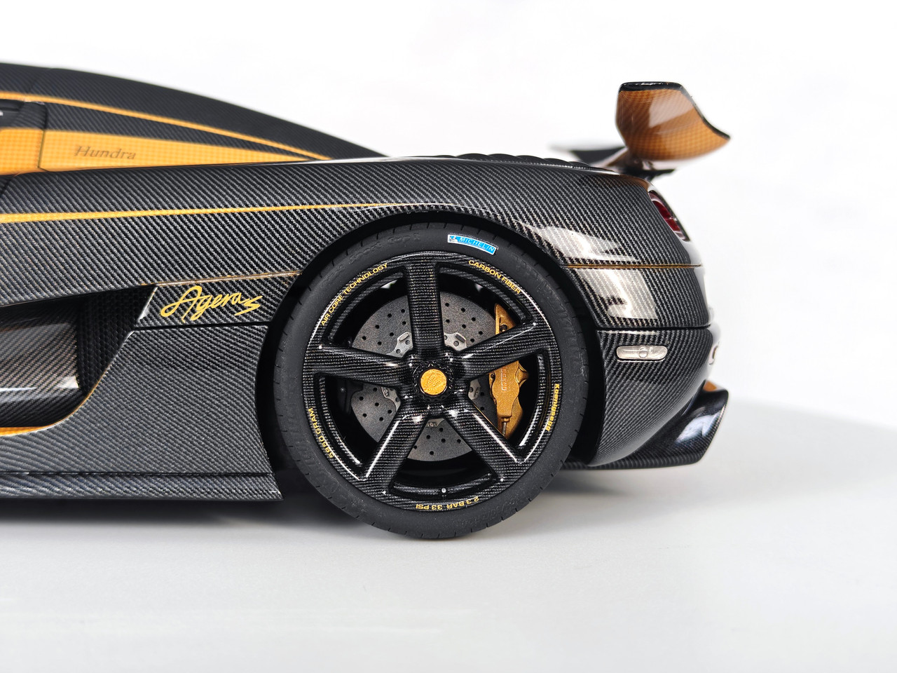 1/18 Frontiart Koenigsegg Agera S Hundra Carbon Gold Full Open Car Model Limited 100 Pieces