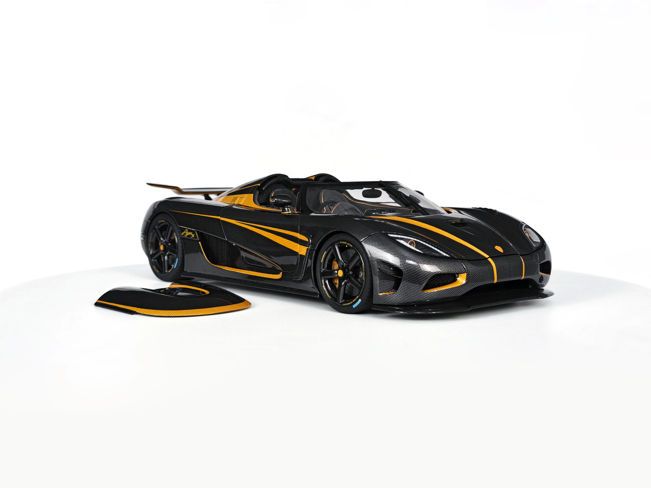 1/18 Frontiart Koenigsegg Agera S Hundra Carbon Gold Full Open Car Model Limited 100 Pieces