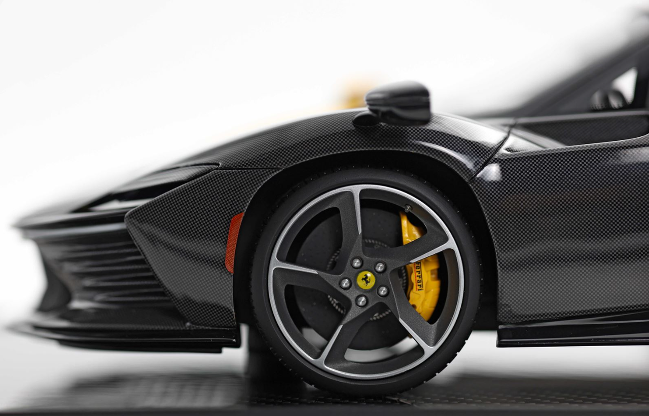 1/12 BBR Ferrari SP3 Daytona 599+1 Spider Closed Top (Modena Yellow & Carbon Fiber) Car Model Limited 99 Pieces