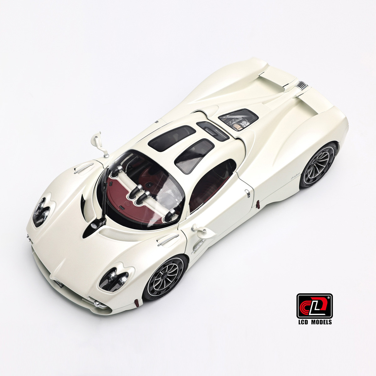 1/18 LCD Pagani Utopia (Pearl White) Diecast Car Model