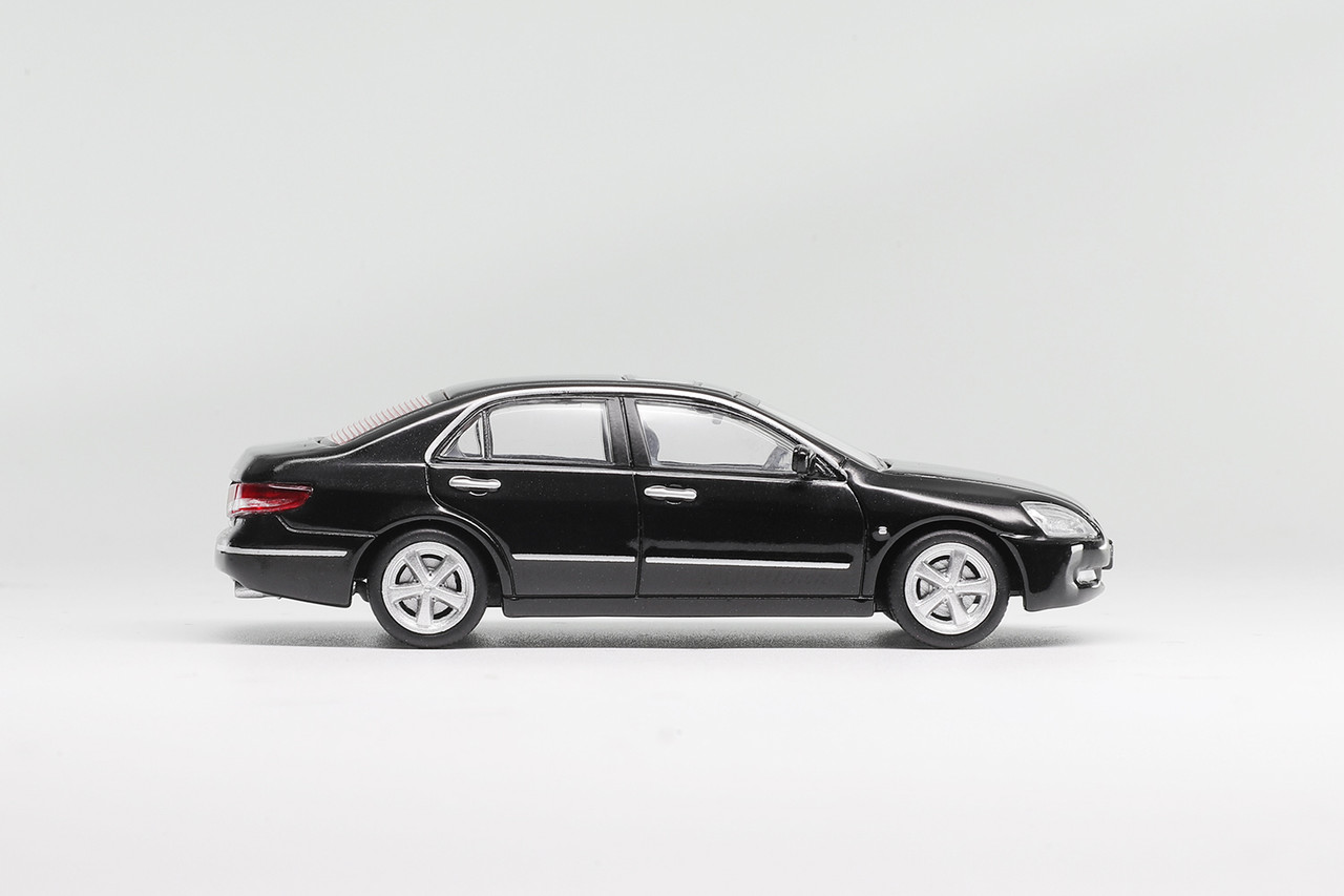 1/64 DCT 2002-2006 Honda Accord 7th Generation (Black) Diecast Car