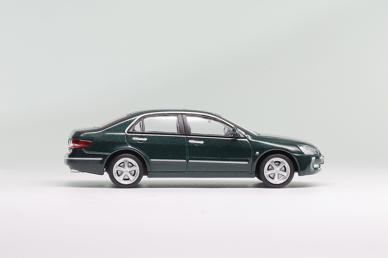 1/64 DCT 2002-2006 Honda Accord 7th Generation (Green) Diecast Car Model