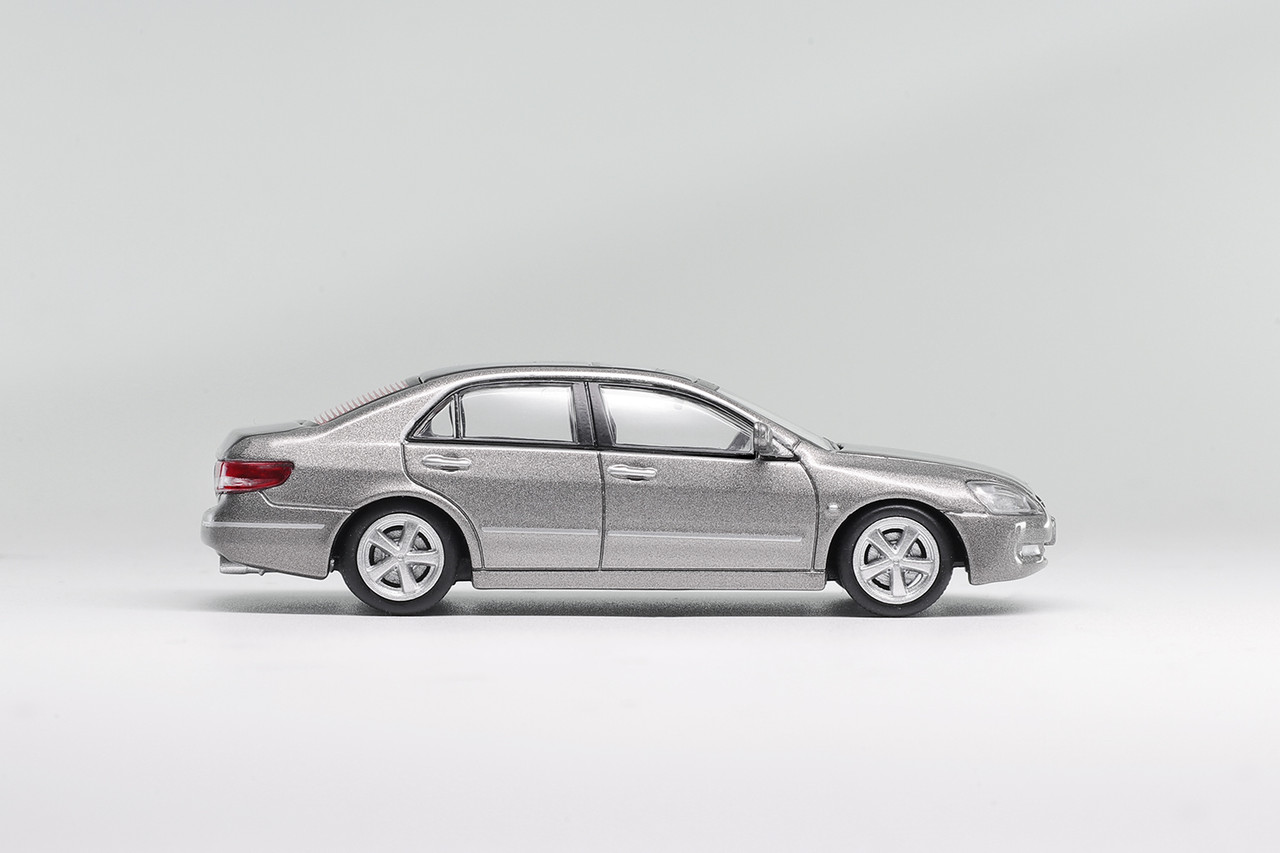1/64 DCT 2002-2006 Honda Accord 7th Generation (Silver Grey