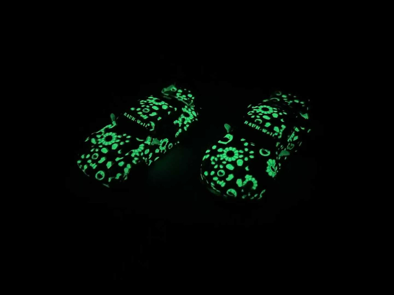 1/64 Flame Porsche 911 964 RWB Sunflowers with Luminous Green Car Model