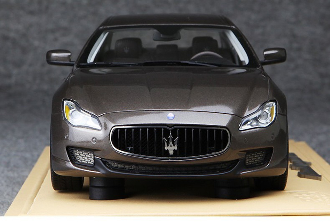 BBR 1/18 MASERATI QUATTROPORTE (BROWN) MODEL LIMITED 100