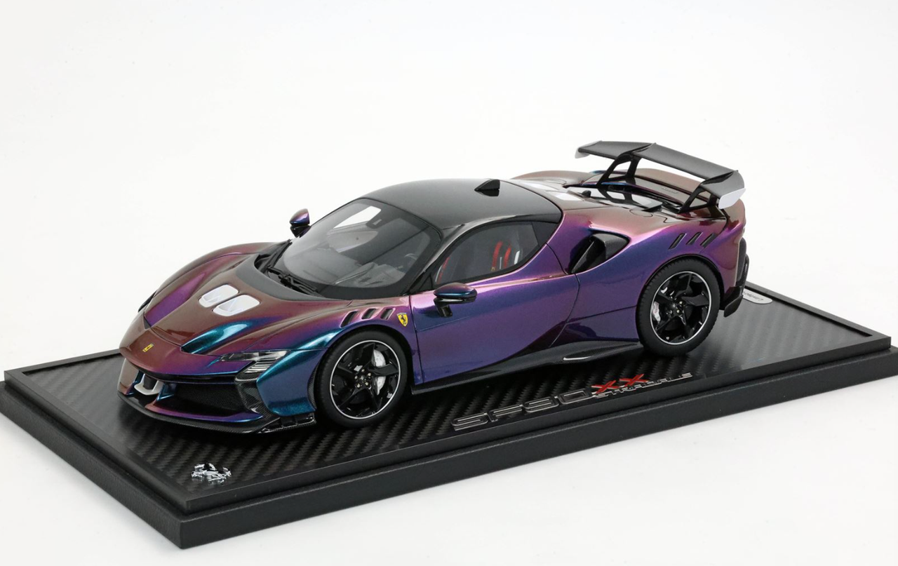 1/18 BBR Ferrari SF90 XX Stradale (Chamaleon Purple Holographic with Black Roof) Car Model Limited 15 Pieces 1/18 BBR Ferrari SF90 XX Stradale (Chamaleon Purple Holographic with Black Roof) Car Model Limited 15 Pieces