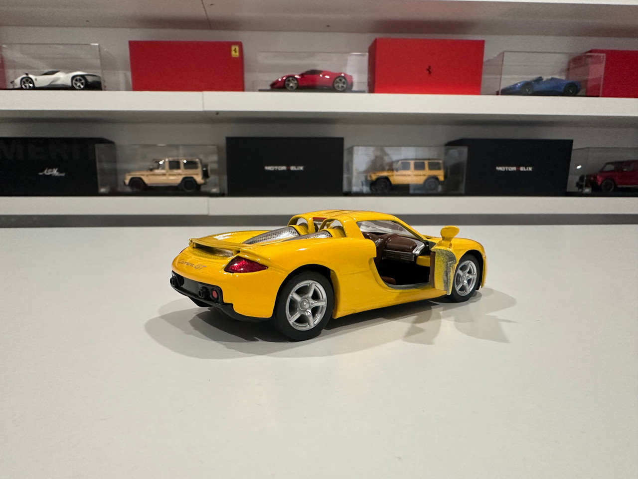1/36 Kinsmart Porsche Carrera GT (Yellow) Diecast Car Model (brand new no retail box)
