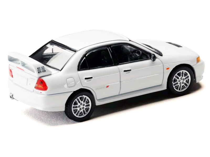 1/64 Hobby Japan Initial D 30th Anniversary Mitsubishi Lancer RS Evolution IV / INITIAL D Seiji Iwaki vs Takumi Fujiwara JDM64 Diecast Car Model