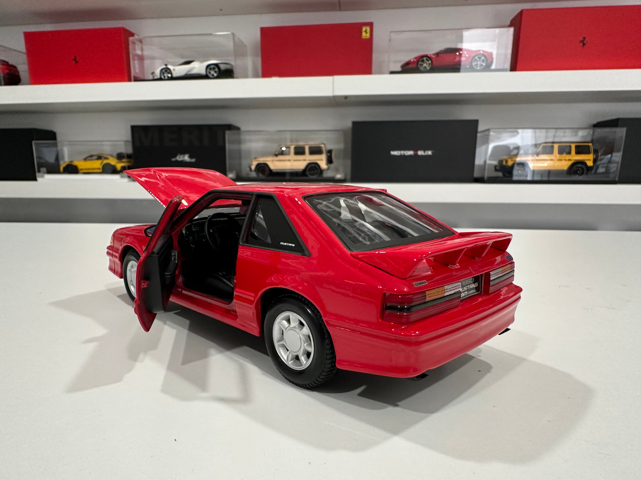 1/24 Maisto 1993 Ford Mustang SVT Cobra (Red) Diecast Car Model (new no retail box)