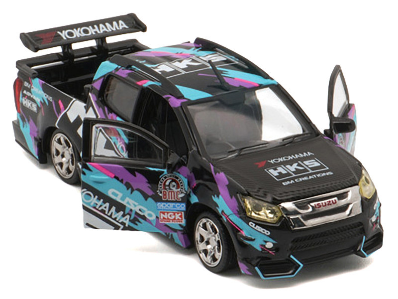 1/64 BMC 2018 Isuzu D-Max Low Rider HKS RHD (TDE2025) Diecast Car