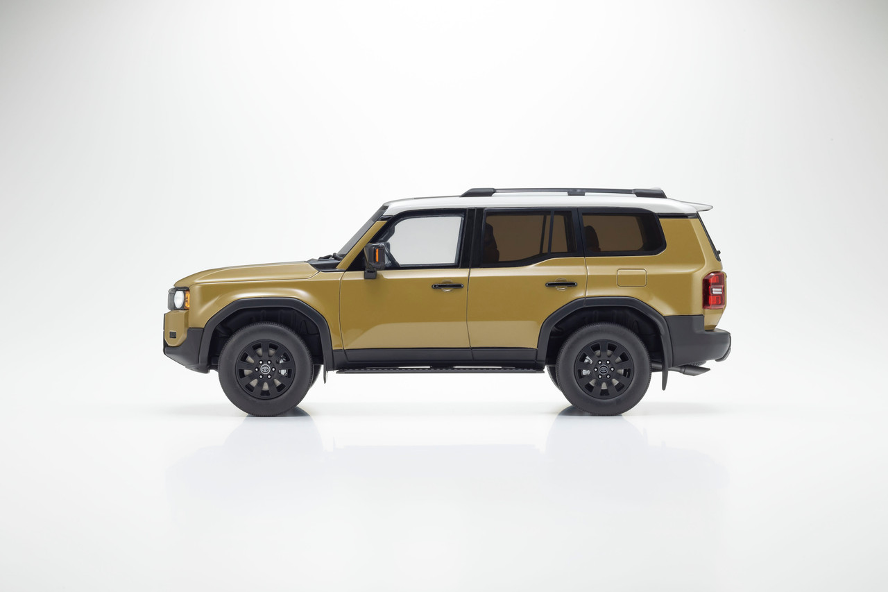 1/18 Kyosho Toyota Land Cruiser 250 (Beige) Car Model