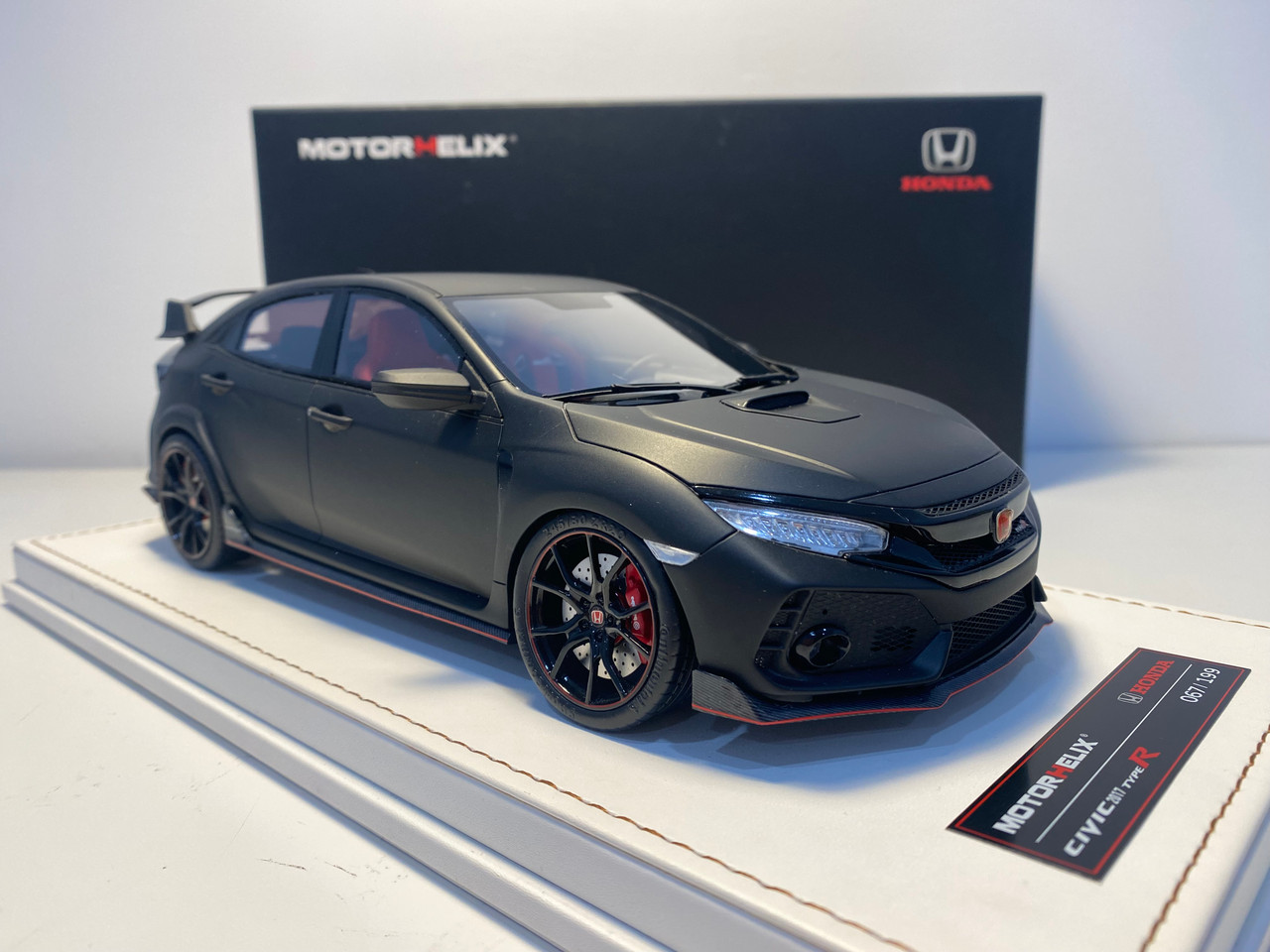 1/18 HONDA CIVIC typeR ブラック EBBRO 81067 1/18 MH Motorhelix 2017 Honda Civic Type-R Type R FK8 (Matte Black