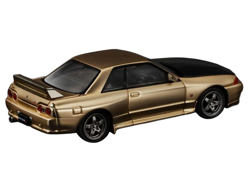 Skyline GT-R R32 RHD (Right Hand Drive) Chrome Gold with Carbon
